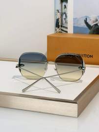 Picture of Louis Vuitton Sunglasses _SKUfw81854126fw